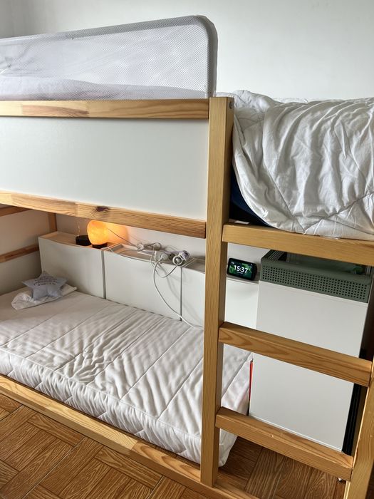 Cama reversivel Kura