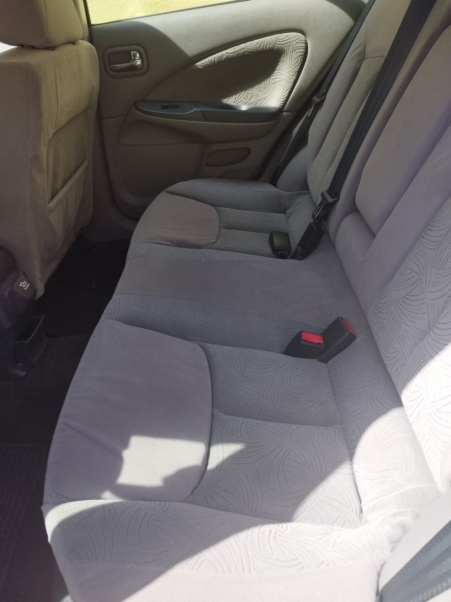 Nissan Almera 1.5 impecável