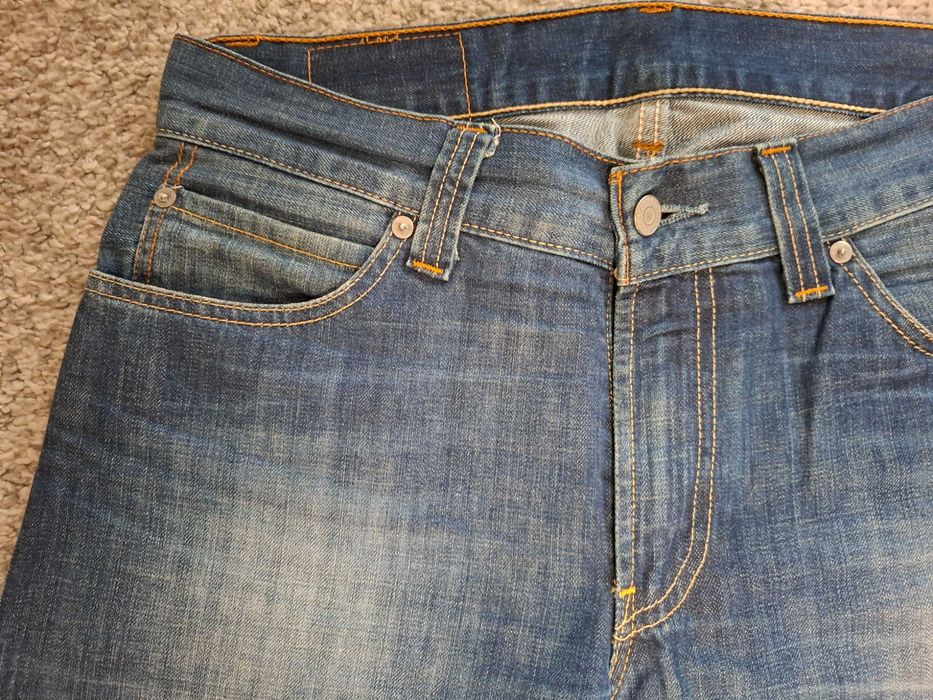 Oryginalne jeansy Levis 506 w rozmiarze W32 L34