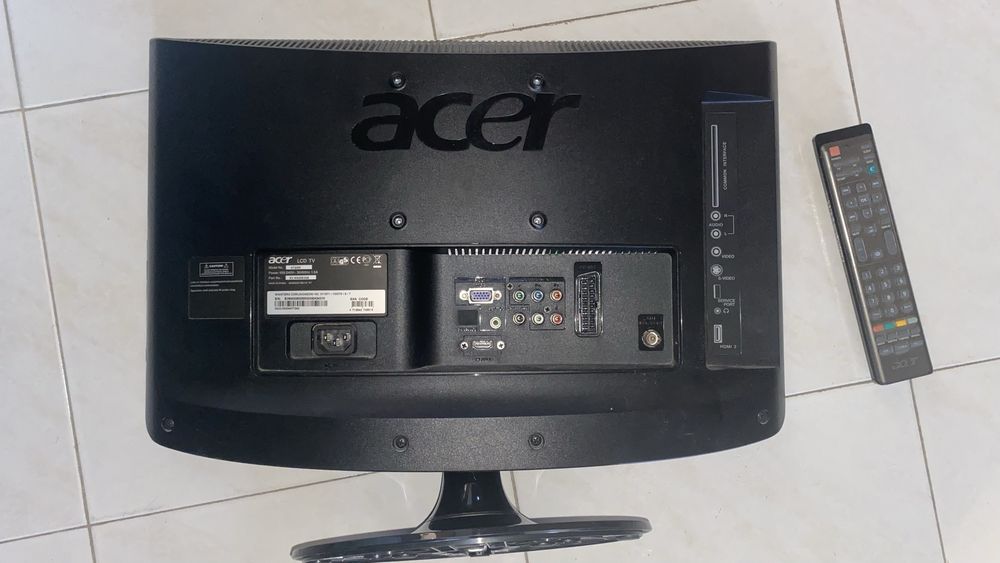 Monitores/Televisoes ACER e SAMSUNG