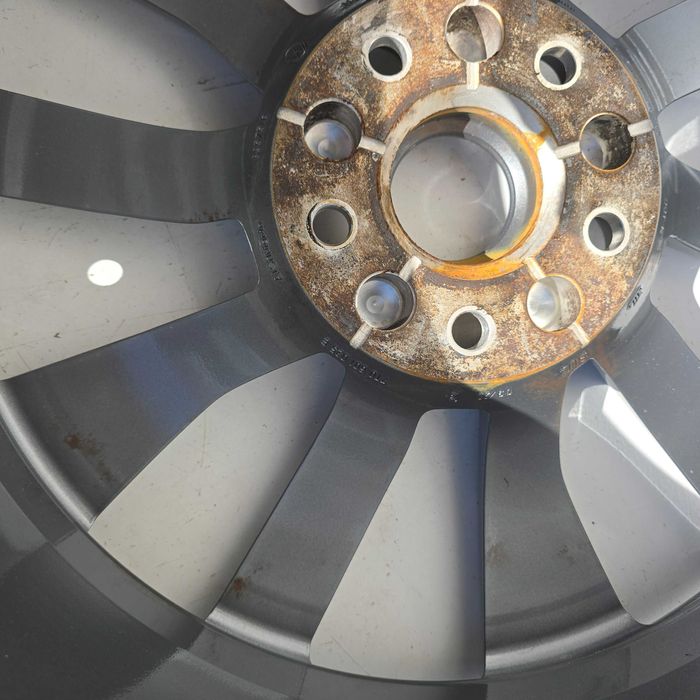 Alufelga VW MULTIVAN 7T0 T7 7,5J 18'' ET60 5x120 1 szt