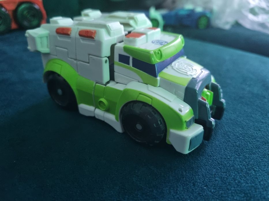 Transformers Rescue Bots MEDIX KARETKA