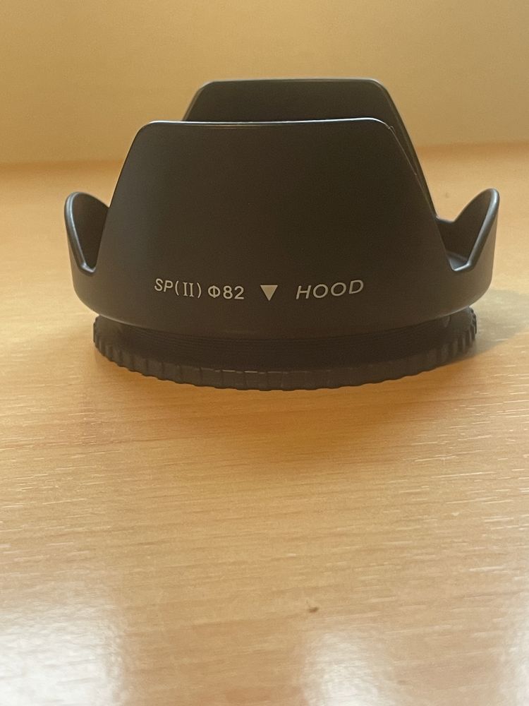 “Para sol” para objetiva com 82 mm