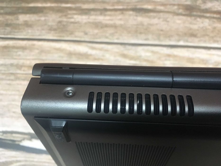 DELL Precision M4600  uszkodzona matryca