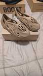 adidas Yeezy Foam RNR Clay Taupe 42    [c/ etiqueta | w/ tag]