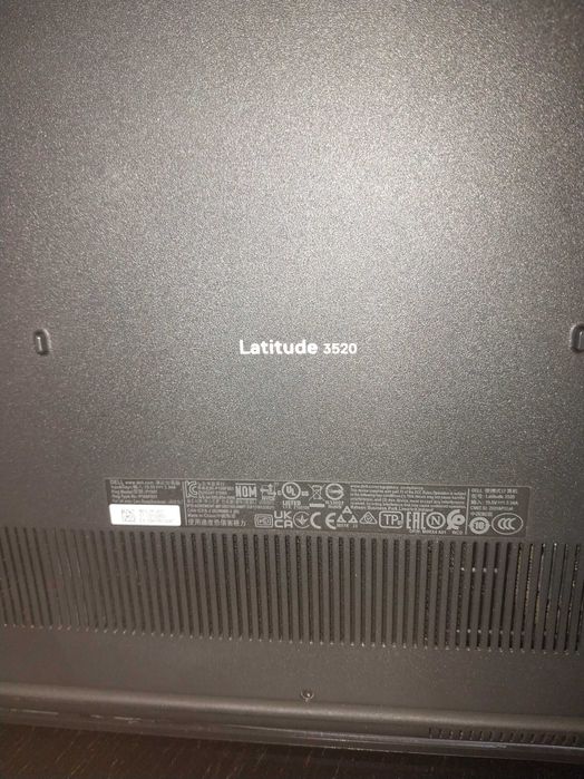 Dell Latitude 3520 16 inches