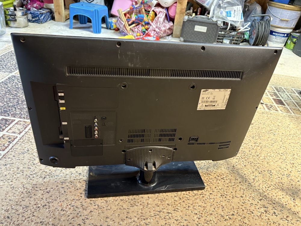 Telewizor Samsung 32” led dvb-t mpeg-4