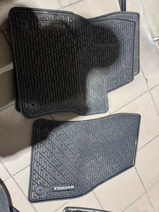 Резинові коврики Volkswagen Tiguan 2
