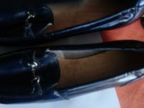 Buty  Natural Feet z lakierowanej skóry rozmiar 42