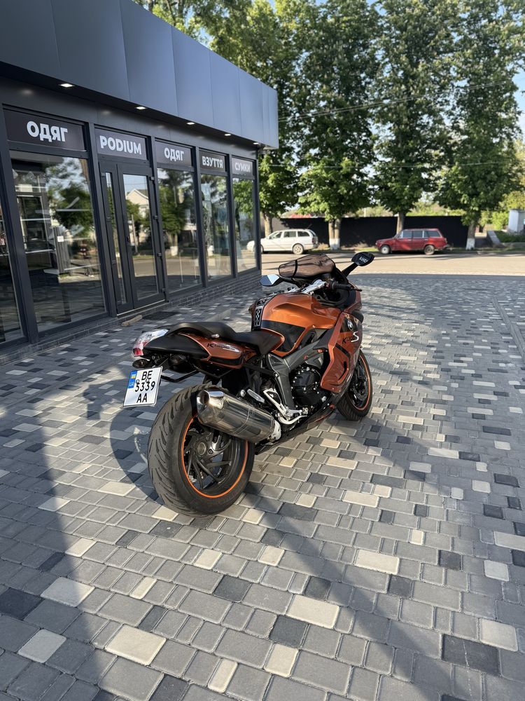 Продам РАКЕТУ BMW К 1300S 2015