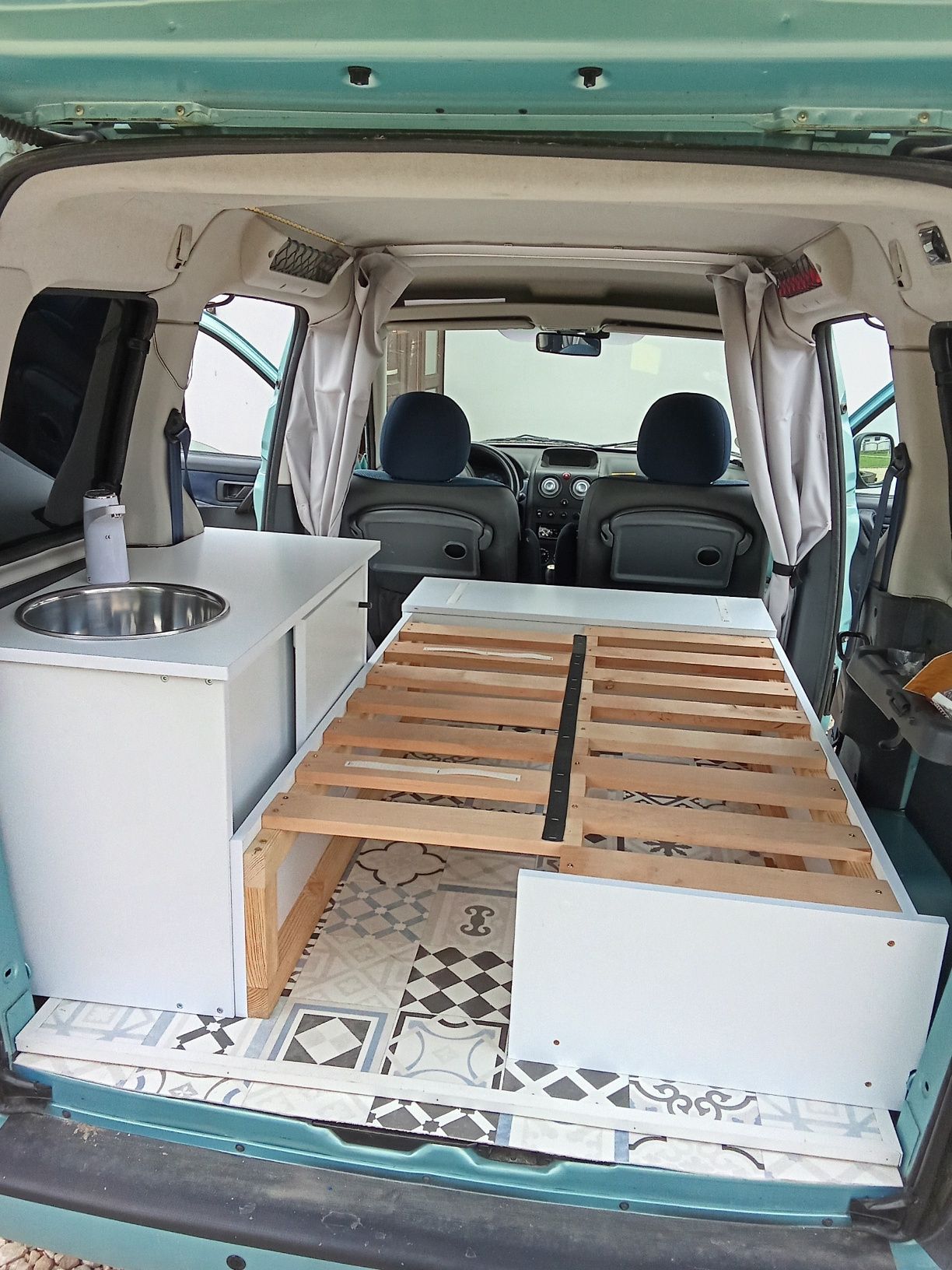 Zabudowa camping mini camper Berlingo 1