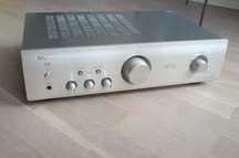 Wzmacniacz DENON  PMA 520AE pilot, stan idealny, srebrny lub czarny