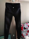 Czarne jeansy Stradivarius "36"