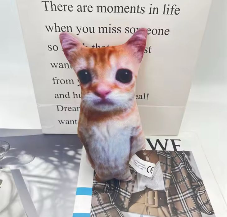 Плюшевий котик із мему плюш іграшка