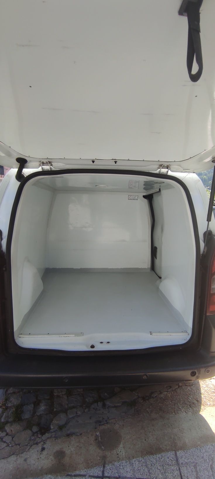 Peugeot Partner 1.6 HDI caixa isotérmica