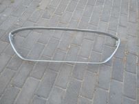Ramka zderzaka przedniego ford Fiesta mk7