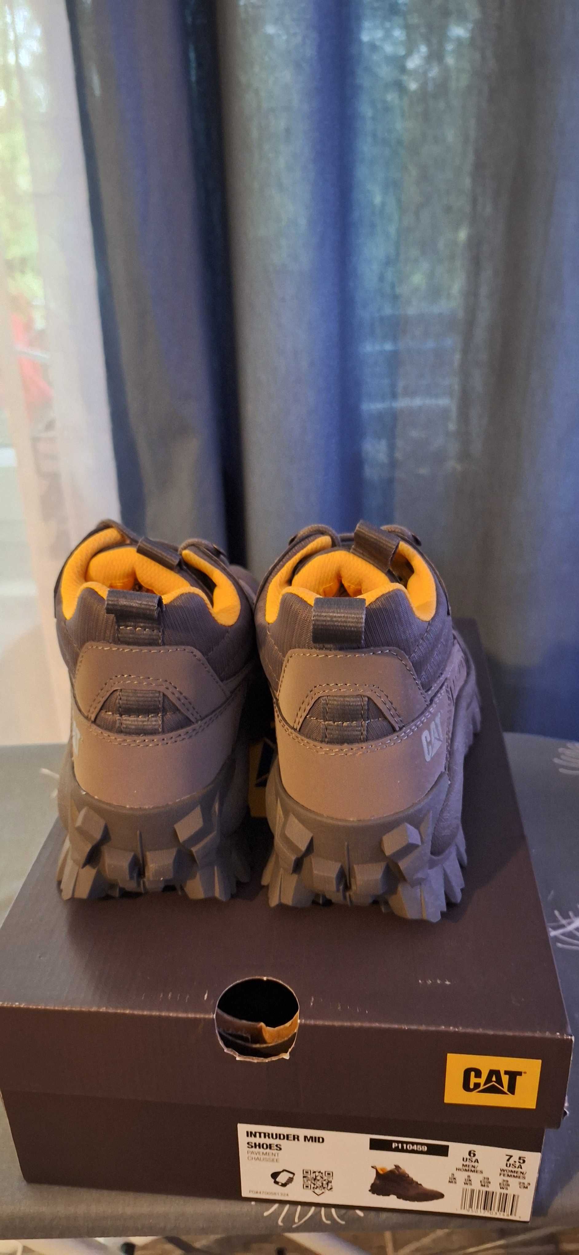 Damskie buty trekkingowe