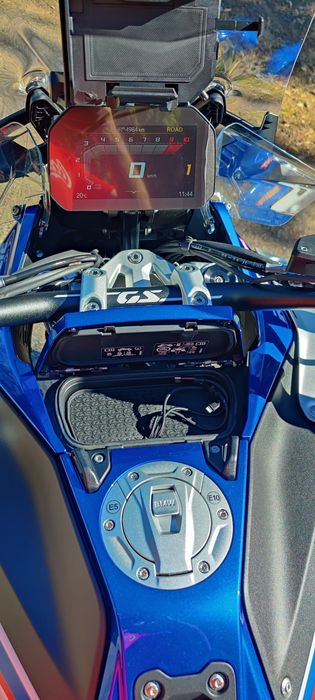 BMW R1300GS Adventure Manual – Full Packs + Extras