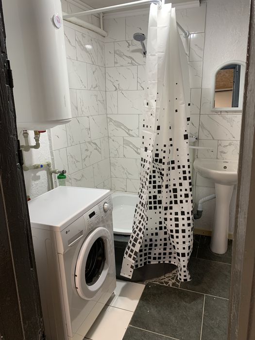 Будинок подобово