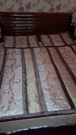 Покрывало большое 250×260 см на кровать с 2-мя наволочками Dainty Home