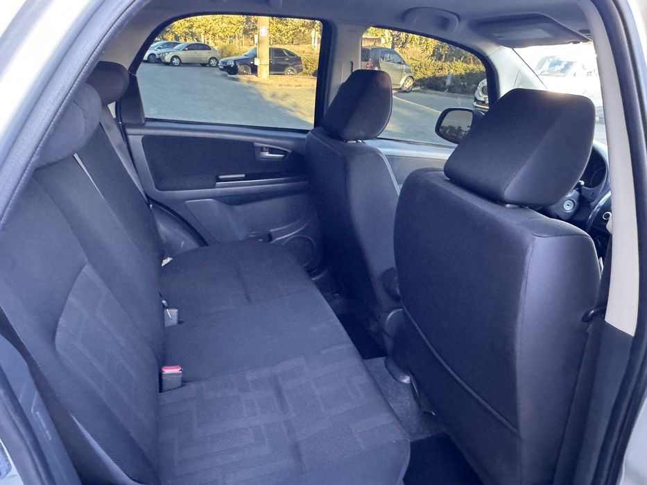 Suzuki SX4 2013 АВТОМАТ полный привод