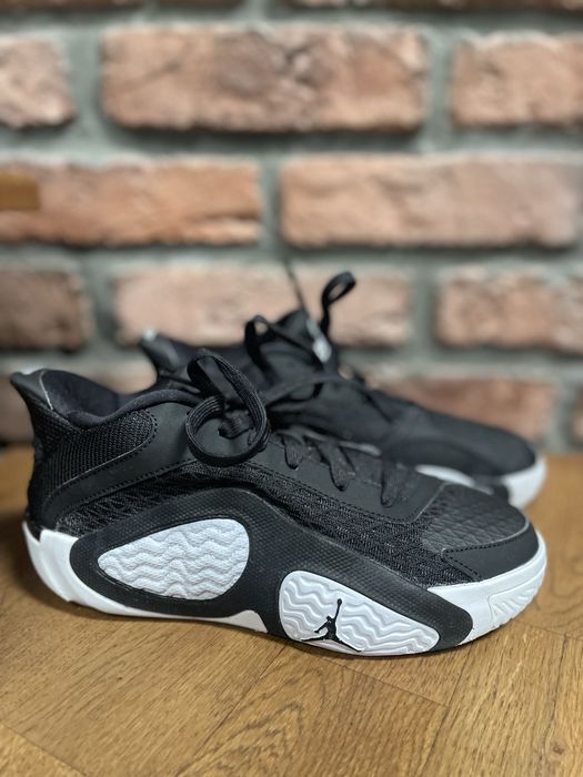 Buty sportowe Jordan r. 36,5