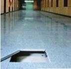 Piso elevado e Pés Reguláveis 24m2