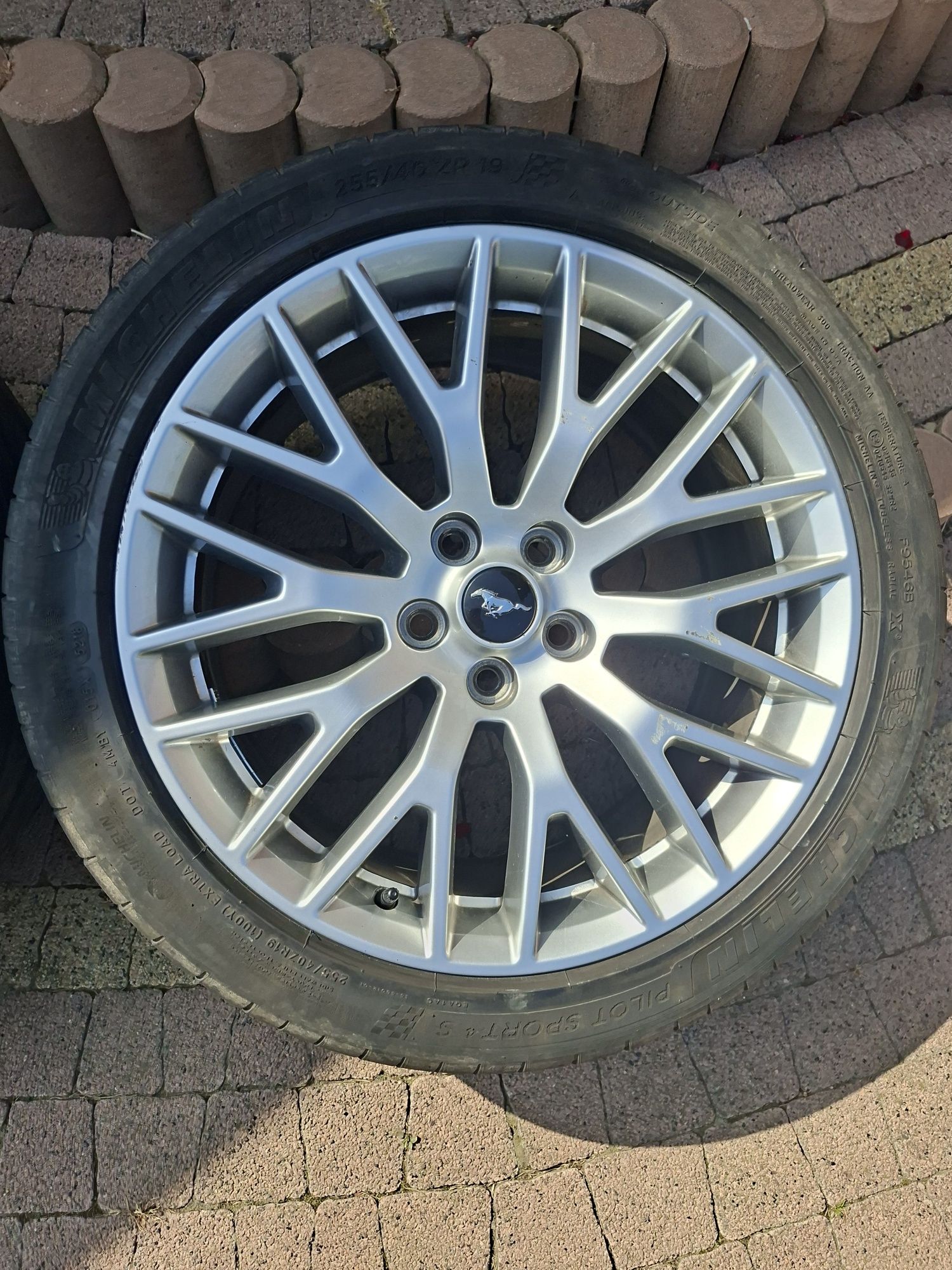 Koła Ford Mustang Gt 19" 5x114.3 Opony letnie Dwie szerokości