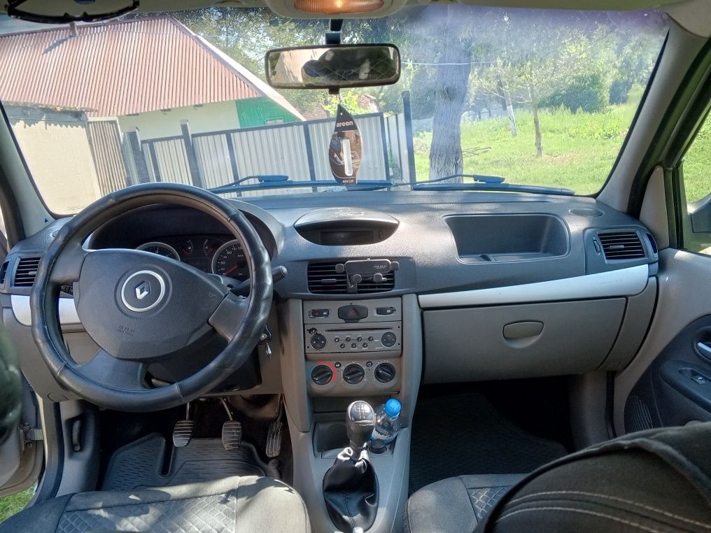 Renault Clio-Symbol 2008р 2 покоління