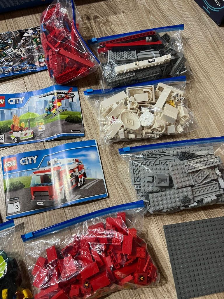 Klocki LEGO city remiza strażacka