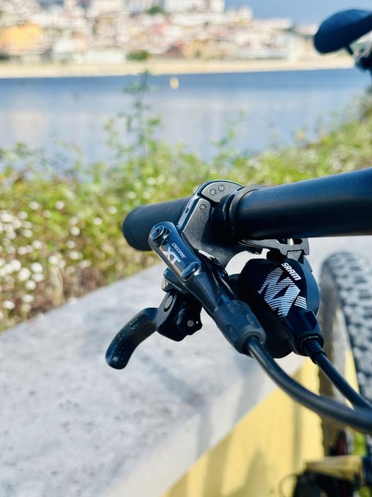 Bicicleta Mondraker FOXY CARBON R 27.5" BLACK PHANTOM