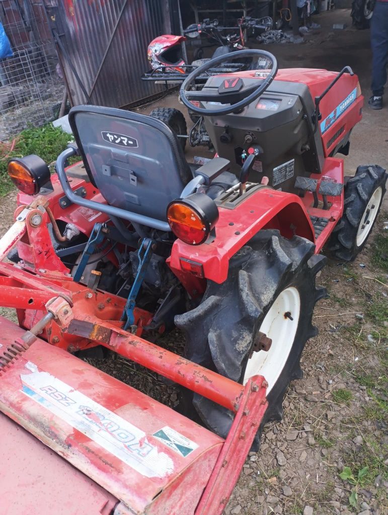 Traktor yanmar ke3