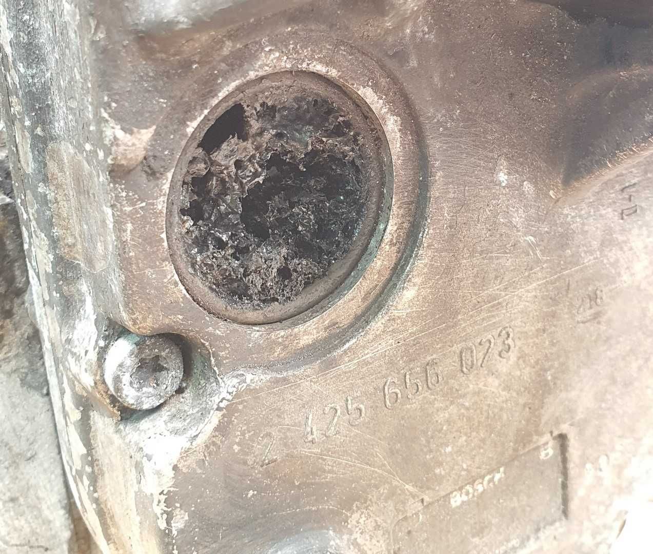 Pompa Wtryskowa FENDT 8300 / 8350 AL Deutz BF6M 1015