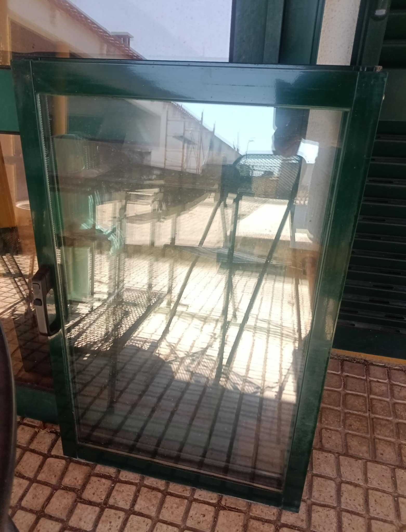 Janelas e Portas Alumínio Vidro Duplo Usado