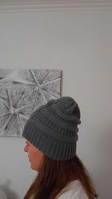 Gorros super quentes com  forro interno
