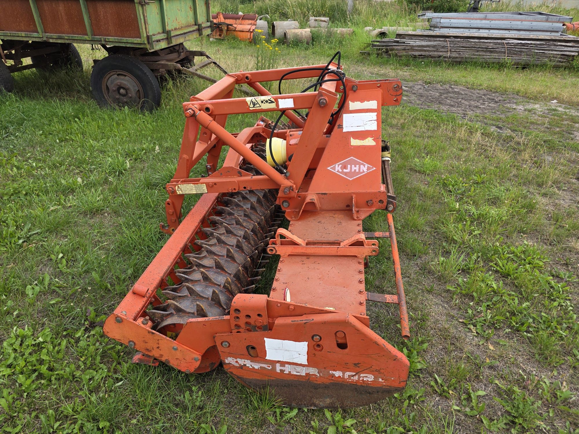 Agregat aktywny,brona wirnikowa  Kuhn HRB 302 D