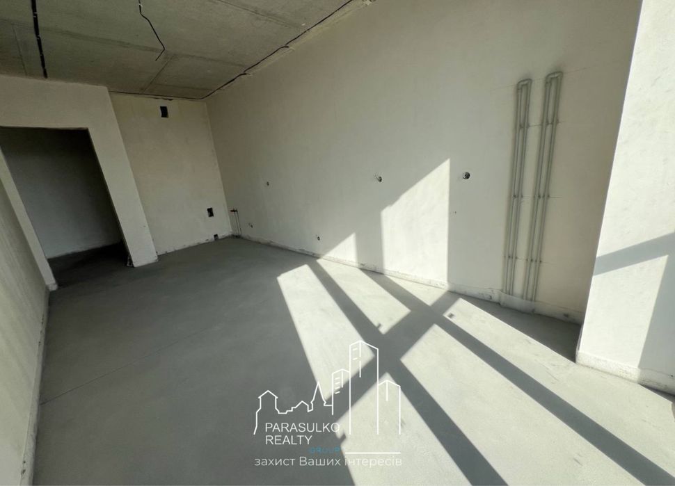 Нова, двостороння квартира, світла та сучасна!