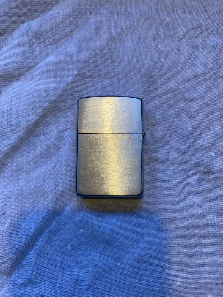 Isquerio zippo uss america cv 66