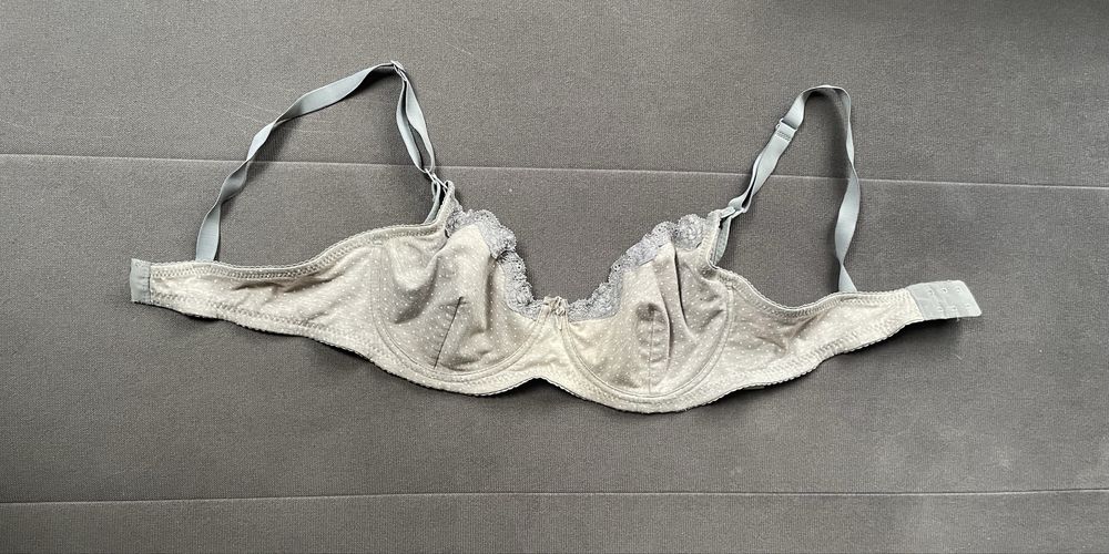 Biustonosz do karmienia 75E