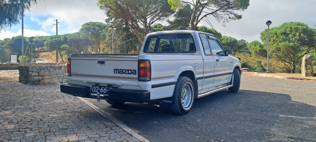 Mazda clássico gasolina