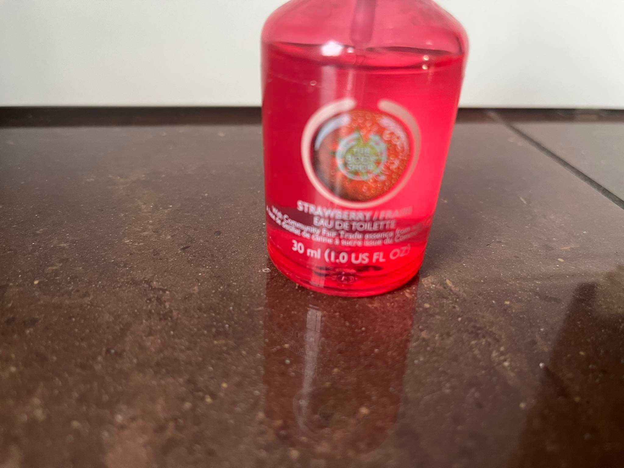 The Body Shop mgiełka zestaw moringa, coco, strawberry