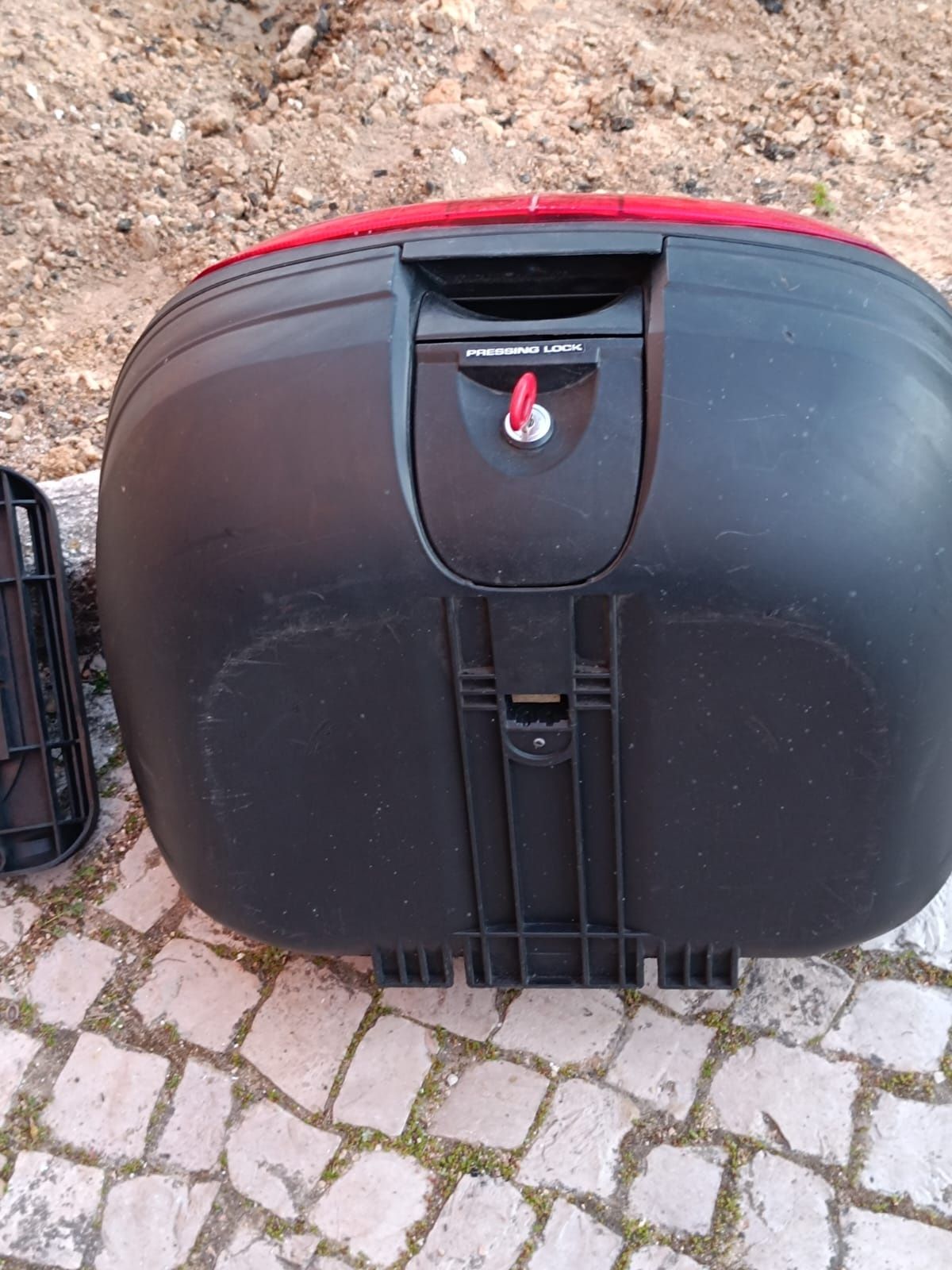 Top case shad 39 lts