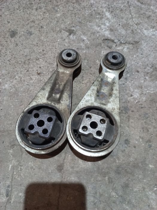 Опора двигуна ВАЗ 16кл(гітара)