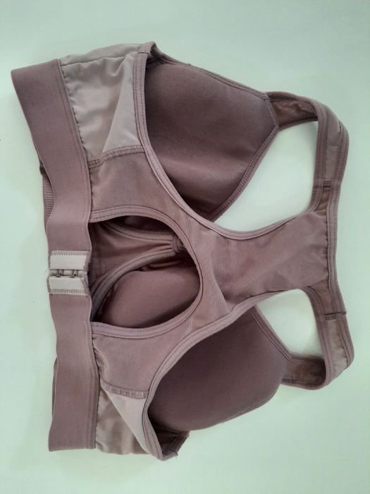 Biustonosz różowy sportowy brudny róż super stan poduszki na stałe S/M