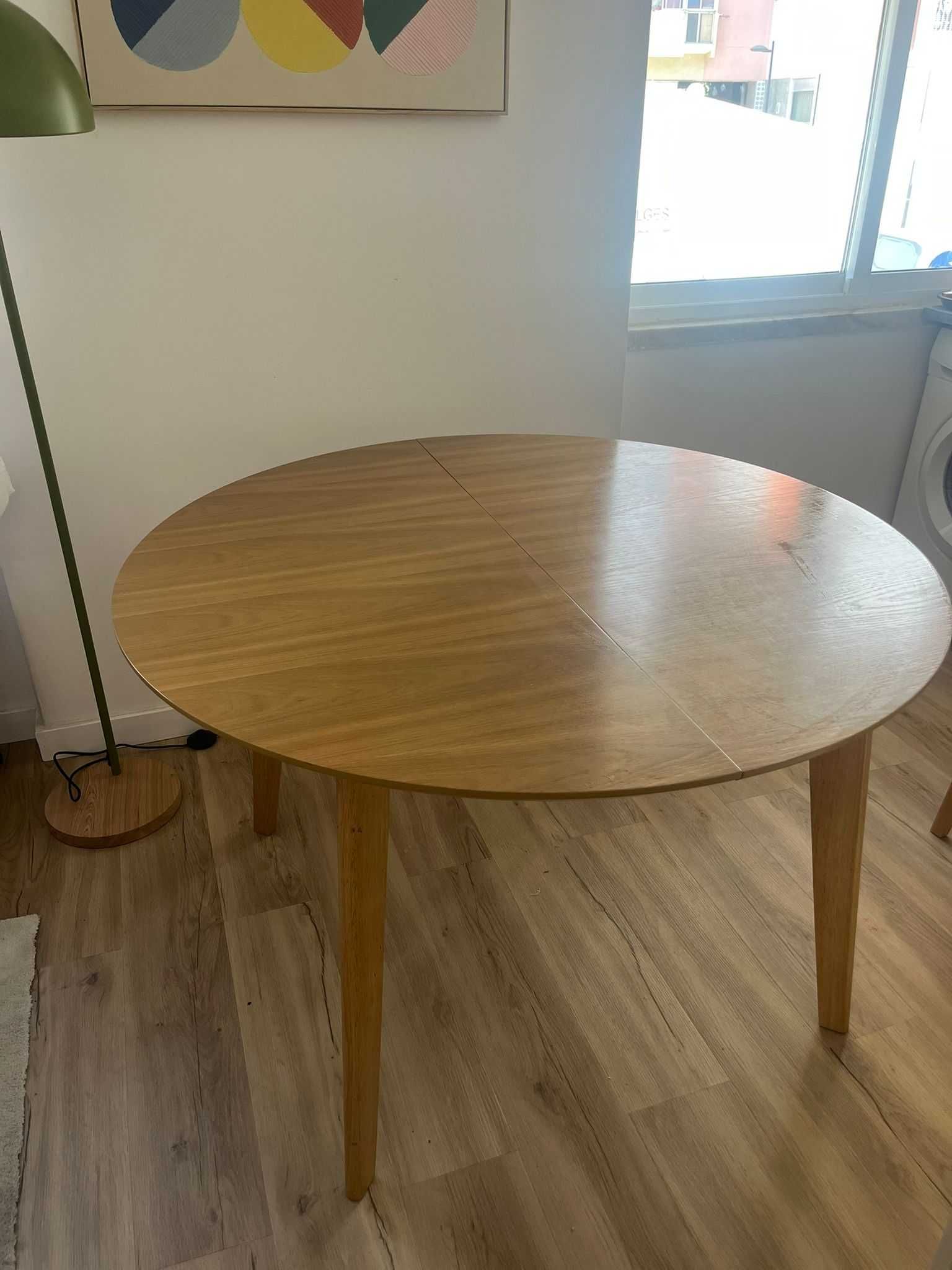 Mesa de jantar extensivel