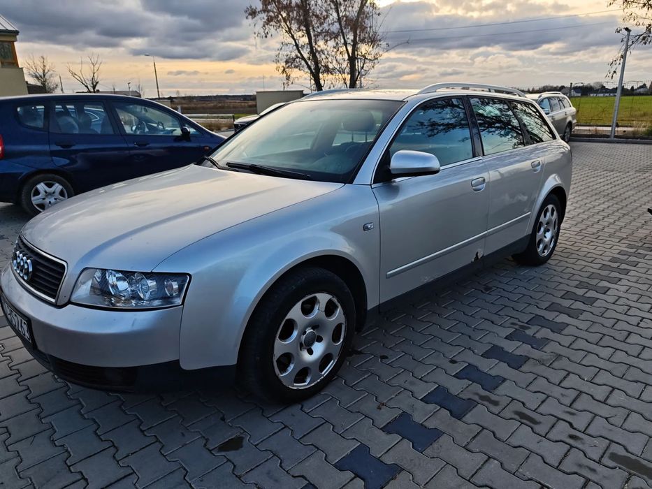 Audi A4 Avant Auto na chodzie. Pare rzeczy do zrobienia. Możemy sprzedać i na części