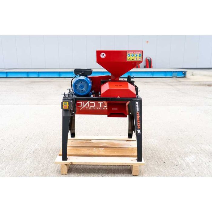 Nowy gniotownik do zboża Śrutownik Walcarka GX 50 silnik 1,5KW Raty