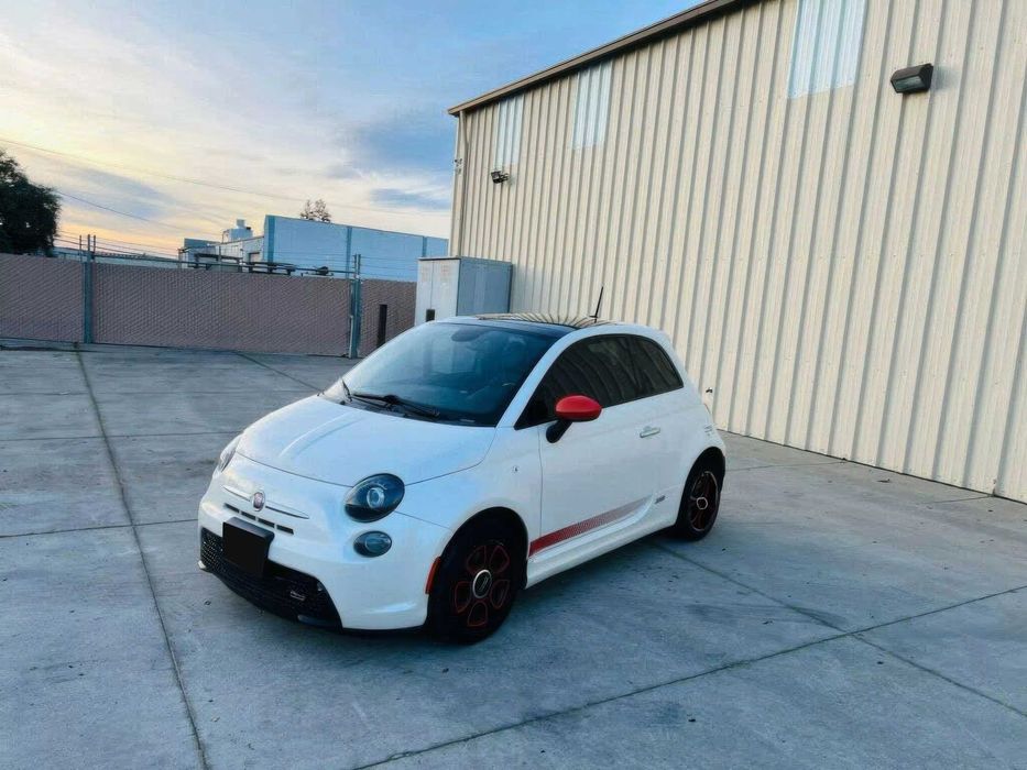 FIAT 500e      2015