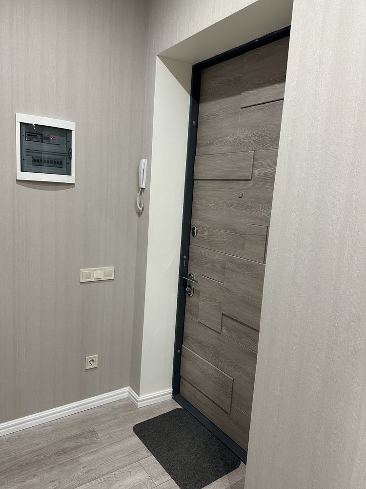 Продам комфортабельную 3-х комнатную квартиру в центре.