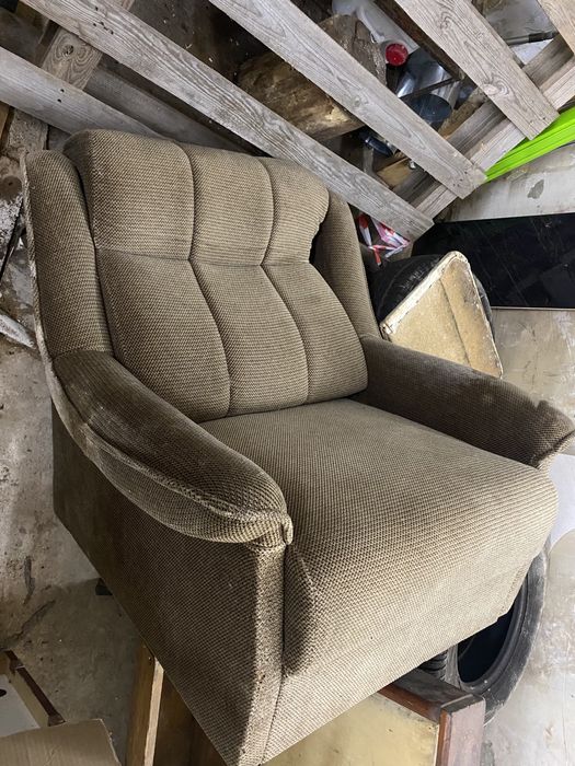 Крісла м‘ягкі для спальні , вітальні , самовивіз